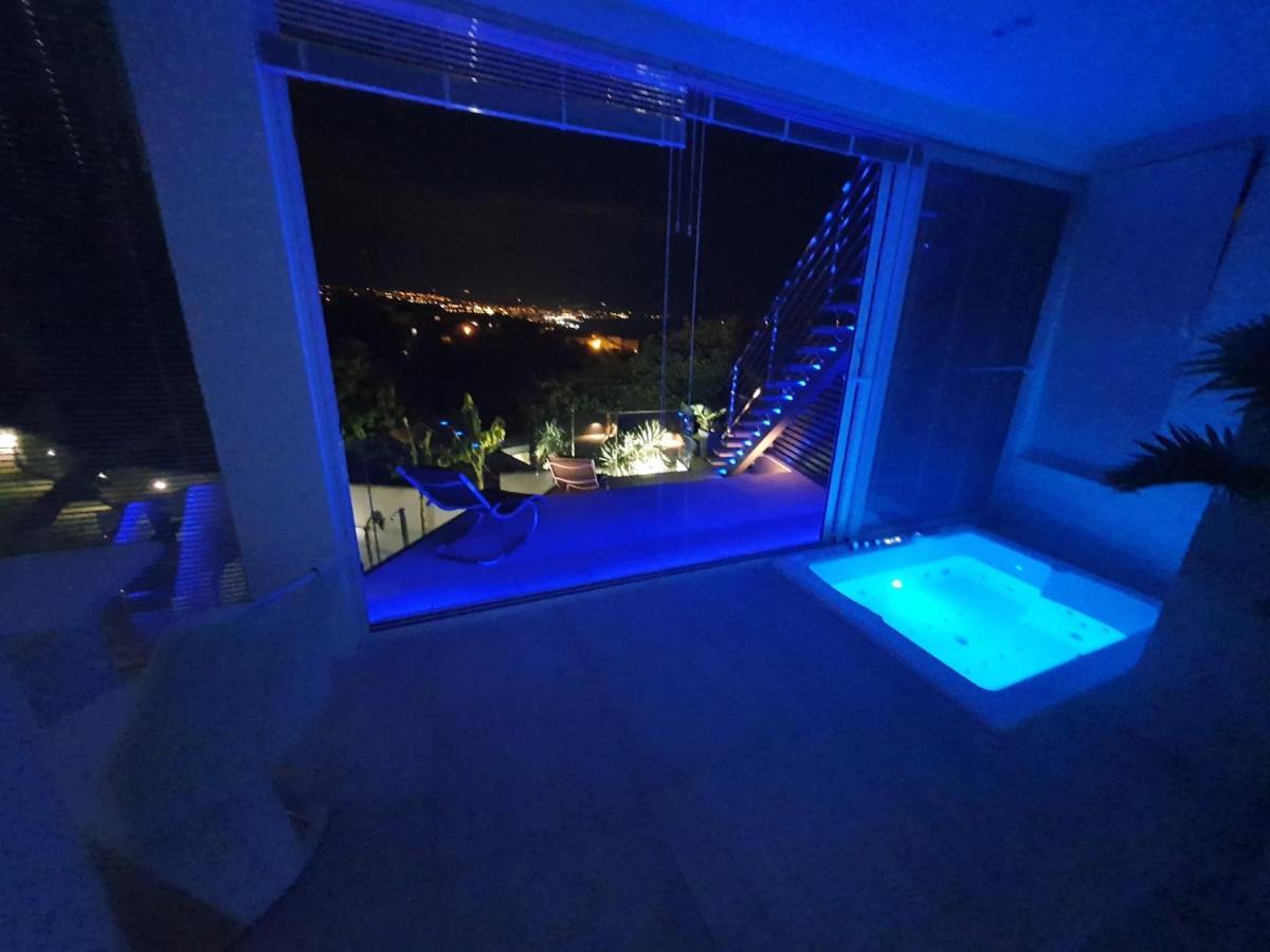 Penthouse Jacuzzi & Pool Luxury Apartments Apartmán Opatija