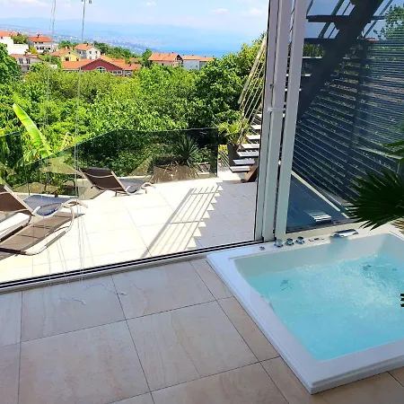 Penthouse Jacuzzi & Pool Apartmants Opatija Exterior photo