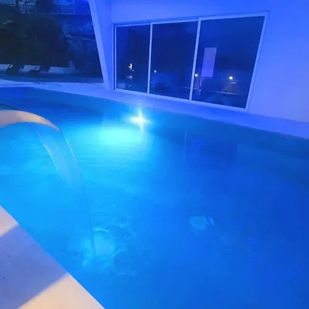 Penthouse Jacuzzi & Pool Apartmants Opatija Exterior photo