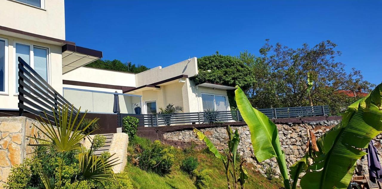 Apartment Penthouse Jacuzzi & Pool Luxury Apartments