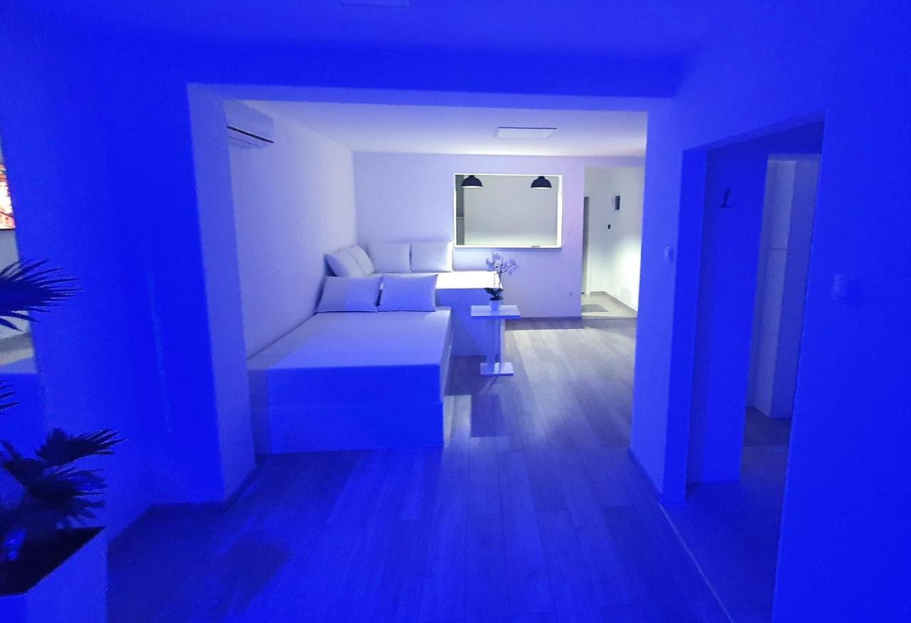Penthouse Jacuzzi & Pool Apartmants * Opatija
