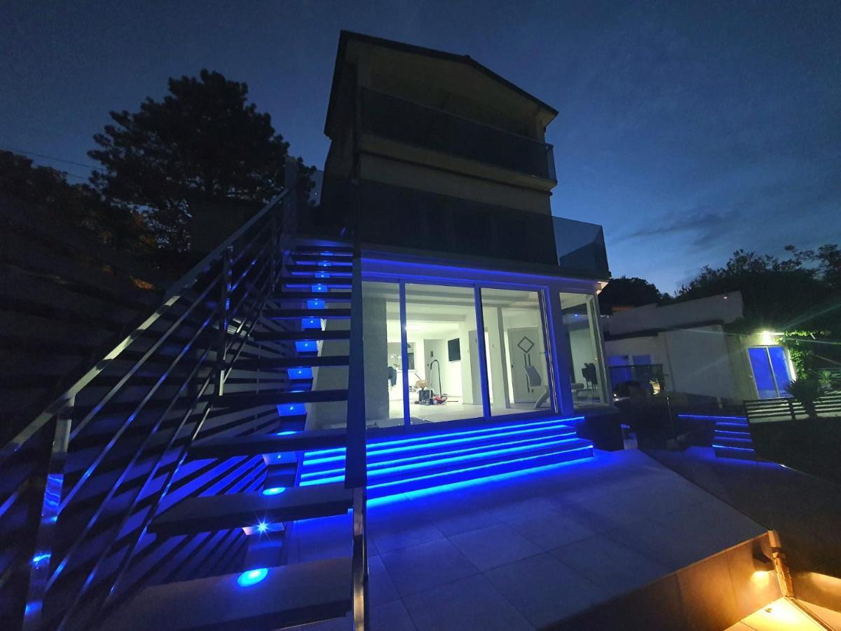 Penthouse Jacuzzi & Pool Apartmants Apartment Opatija