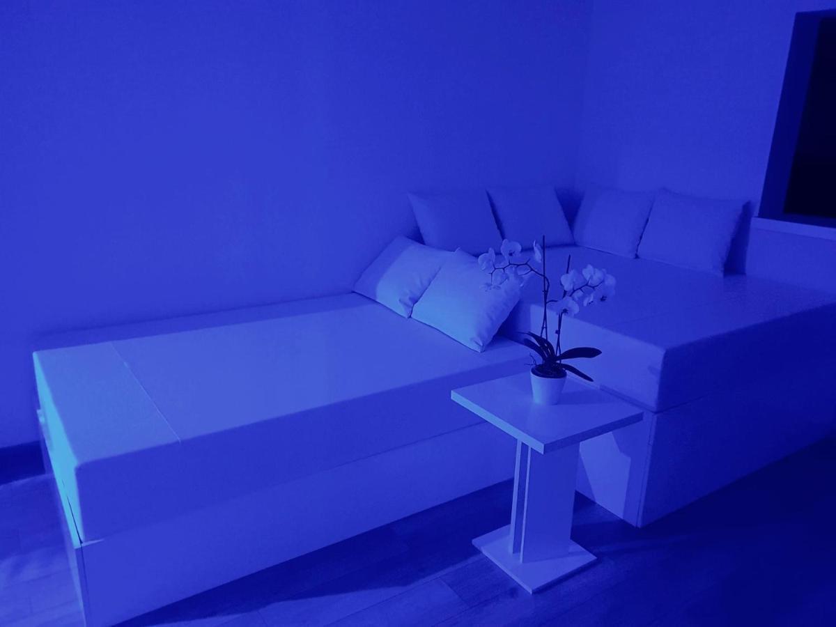 Penthouse Jacuzzi & Pool Luxury Apartments Apartment