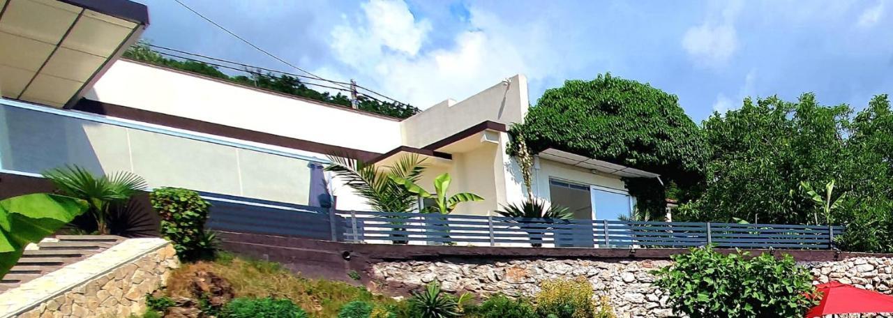 Penthouse Jacuzzi & Pool Apartmants