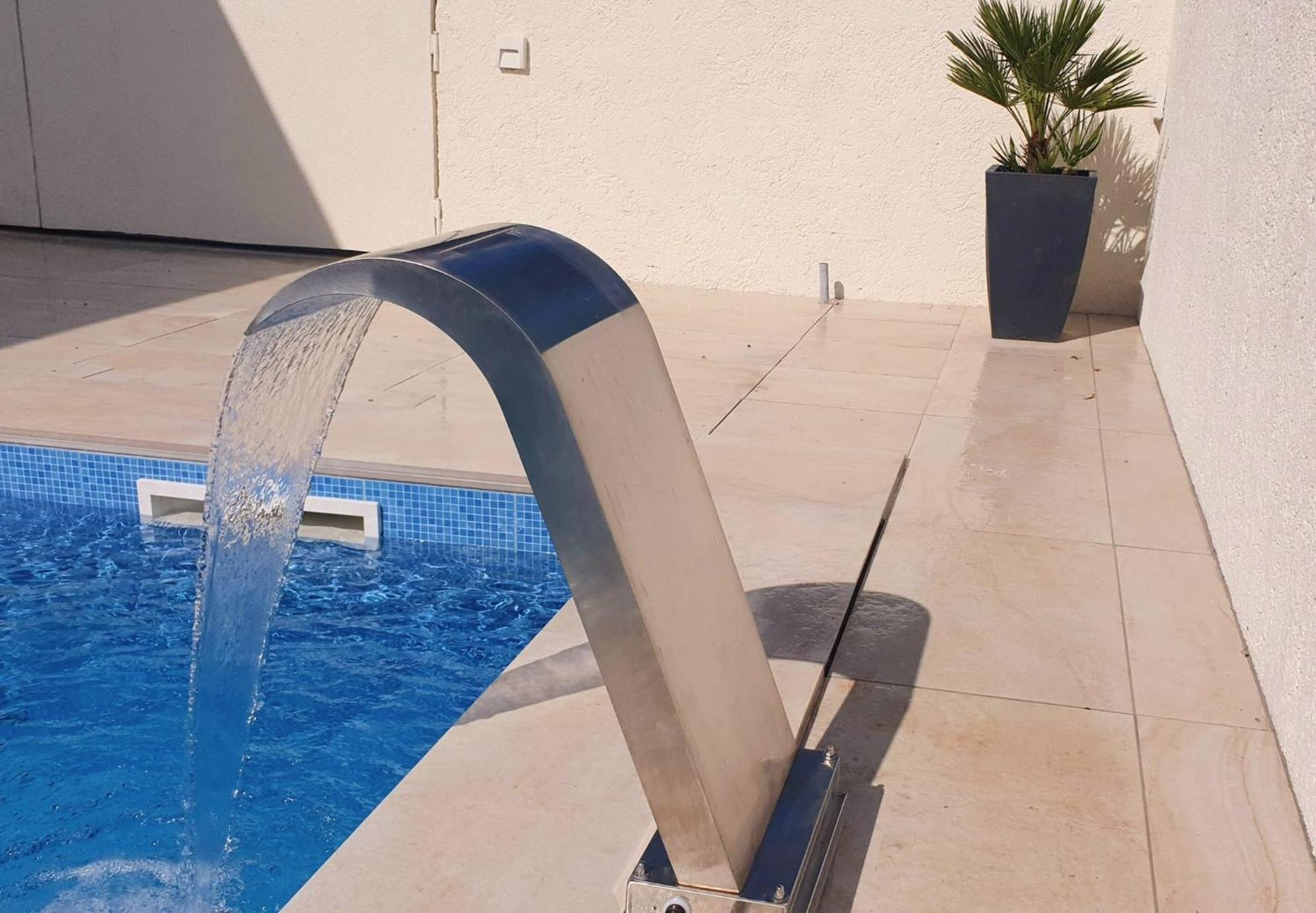 Apartment Penthouse Jacuzzi & Pool Apartmants *