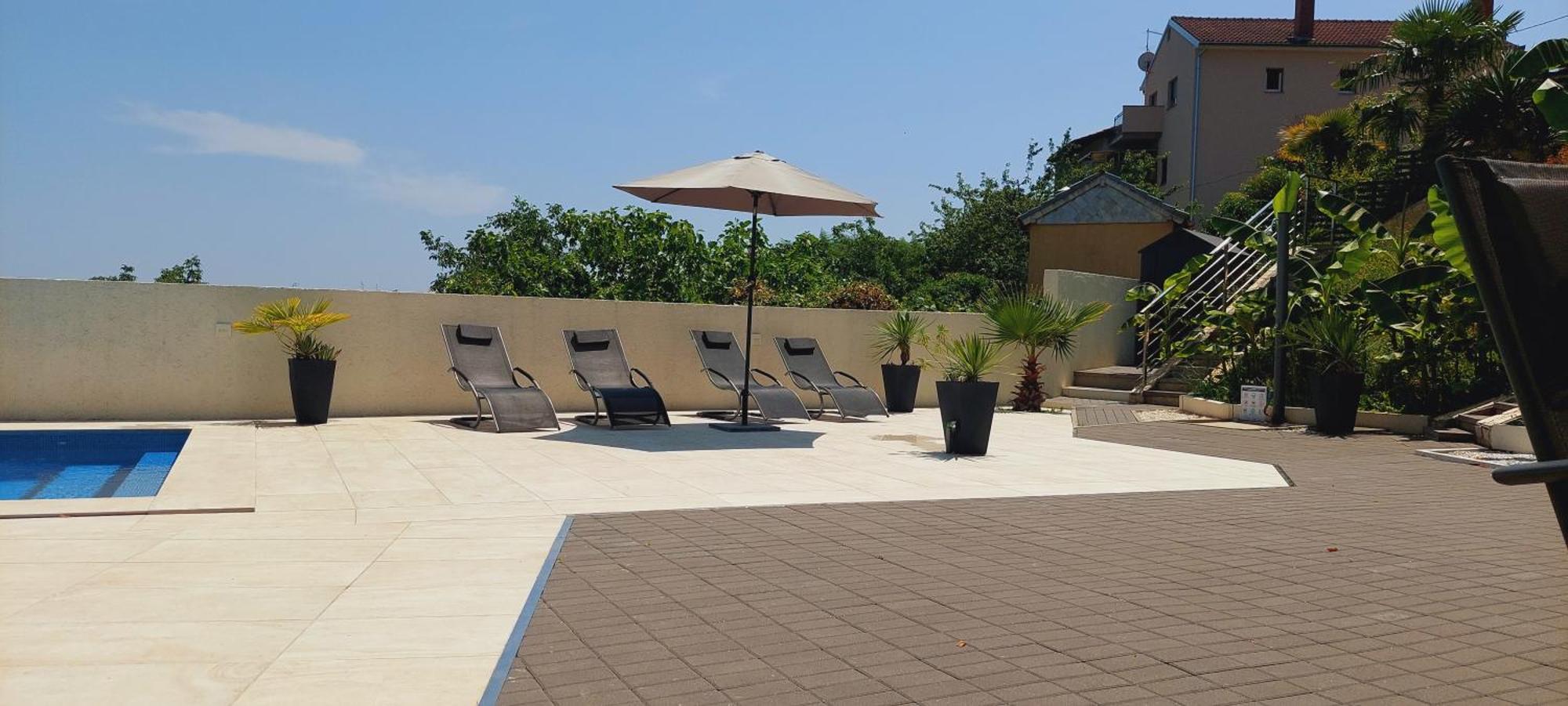 Penthouse Jacuzzi & Pool Luxury Apartments * Opatija