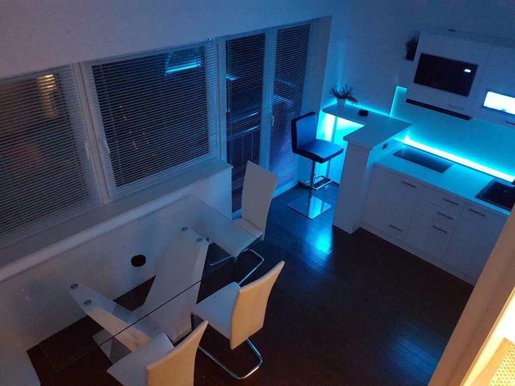 Penthouse Jacuzzi & Pool Apartmants Opatija